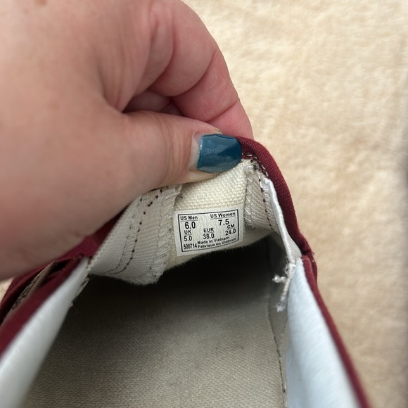 Burgundy Vans - Picture 6 of 6
